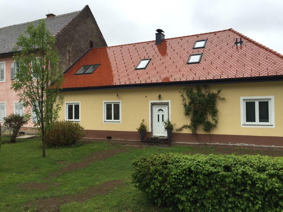 Ferienwohnung Kickmaier Бад-Радкерсбург Экстерьер фото